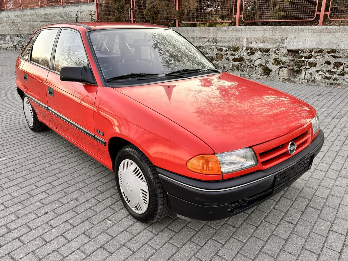 1992 Opel Astra F oldtimer autó – Car-Garage Kft. Ráckeve – 4. fotó