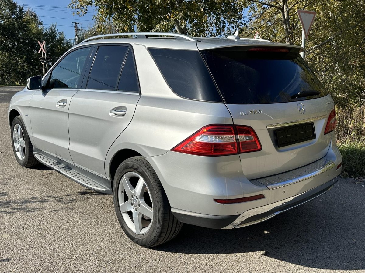 2011 Mercedes-Benz ML 350 használt autó – Car-Garage Kft. Ráckeve – 4. fotó