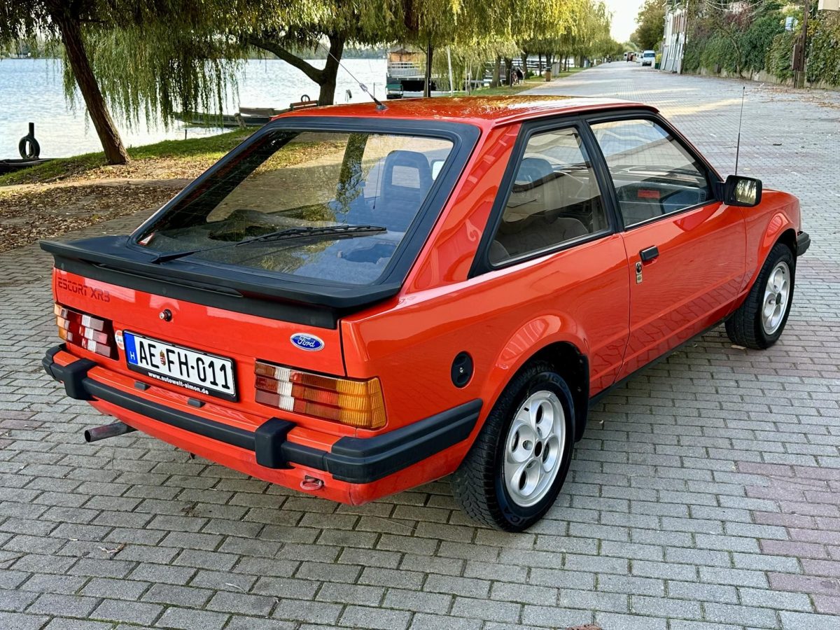 1980 Ford Escort oldtimer autó – Car-Garage Kft. Ráckeve – 4. fotó