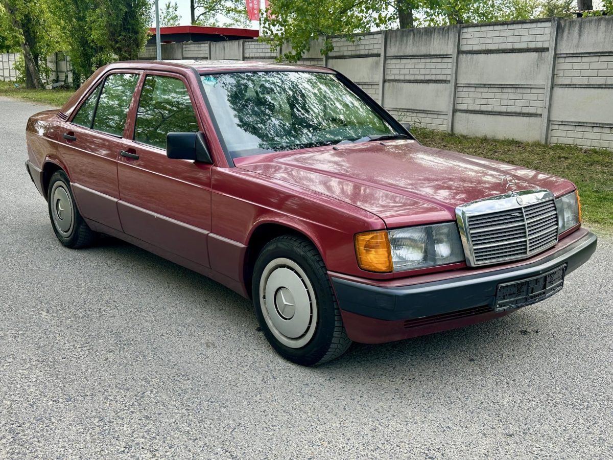 1991 Mercedes-Benz 190 oldtimer autó – Car-Garage Kft. Ráckeve – 4. fotó