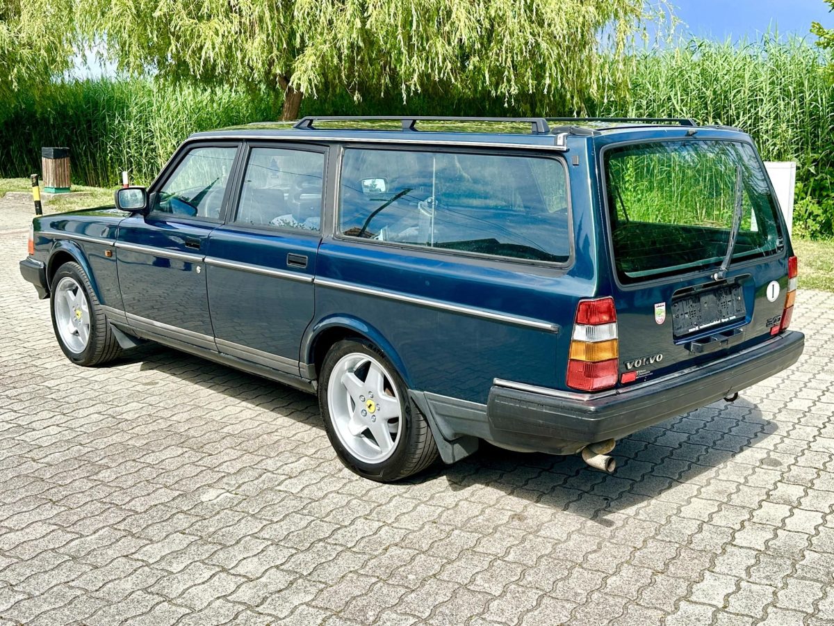 1992 Volvo 240 oldtimer autó – Car-Garage Kft. Ráckeve – 2. fotó