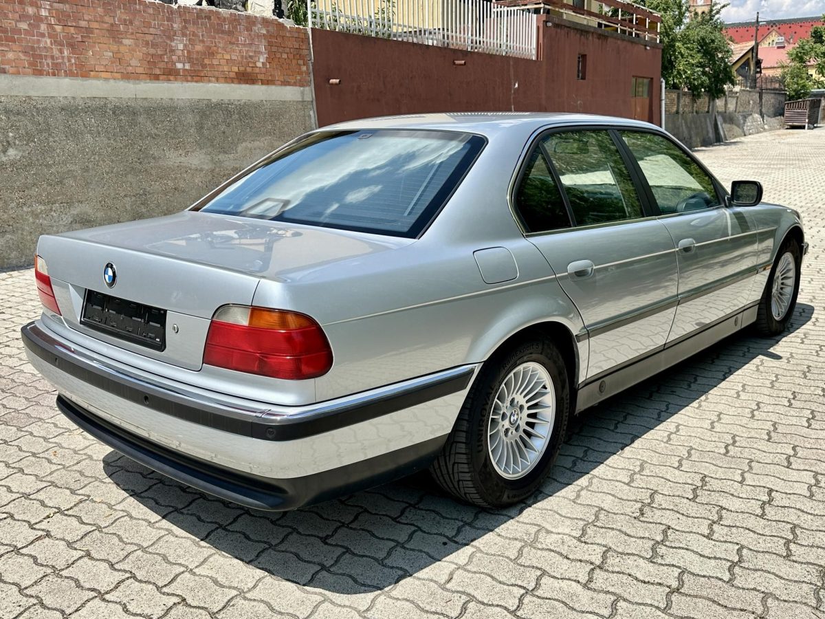 1996 BMW 740 oldtimer autó – Car-Garage Kft. Ráckeve – 2. fotó