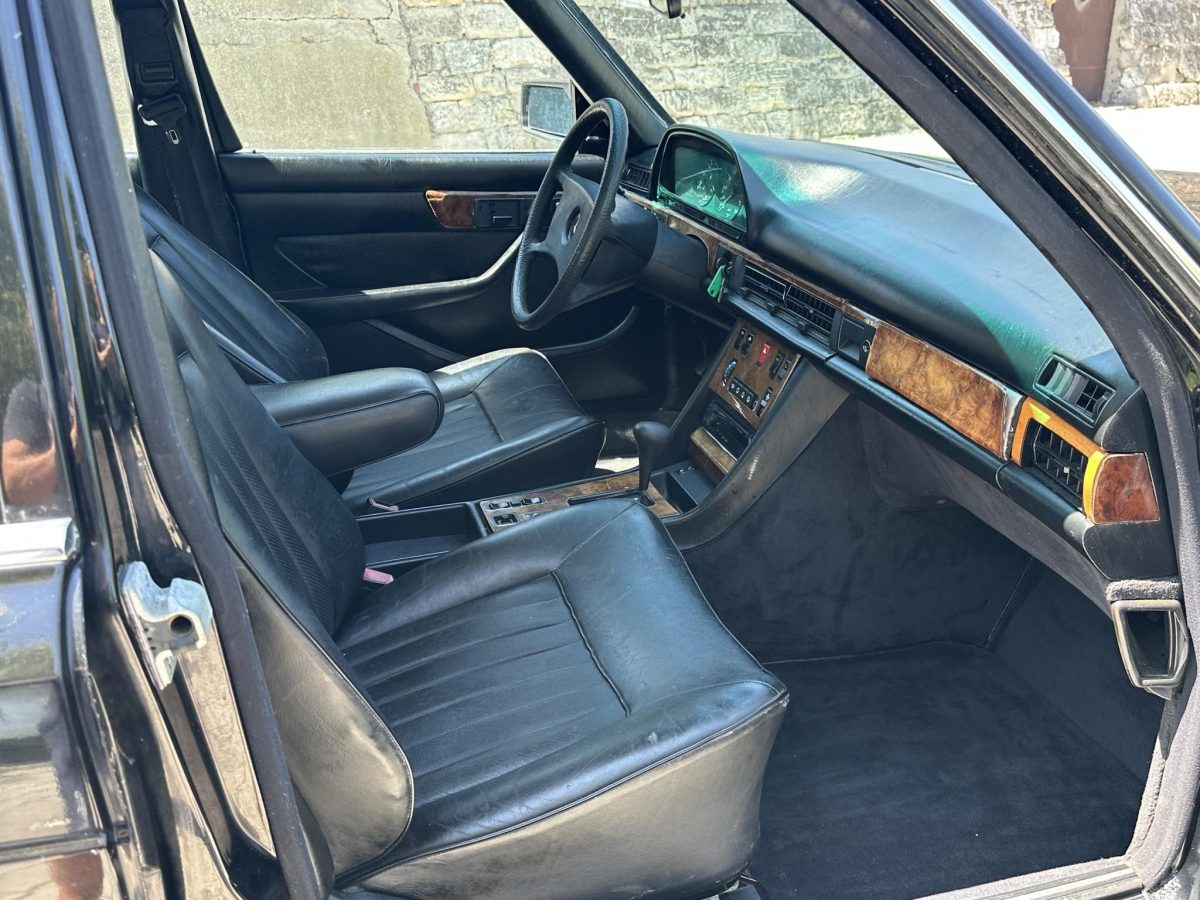 1983 Mercedes-Benz 500 oldtimer autó – Car-Garage Kft. Ráckeve – 5. fotó