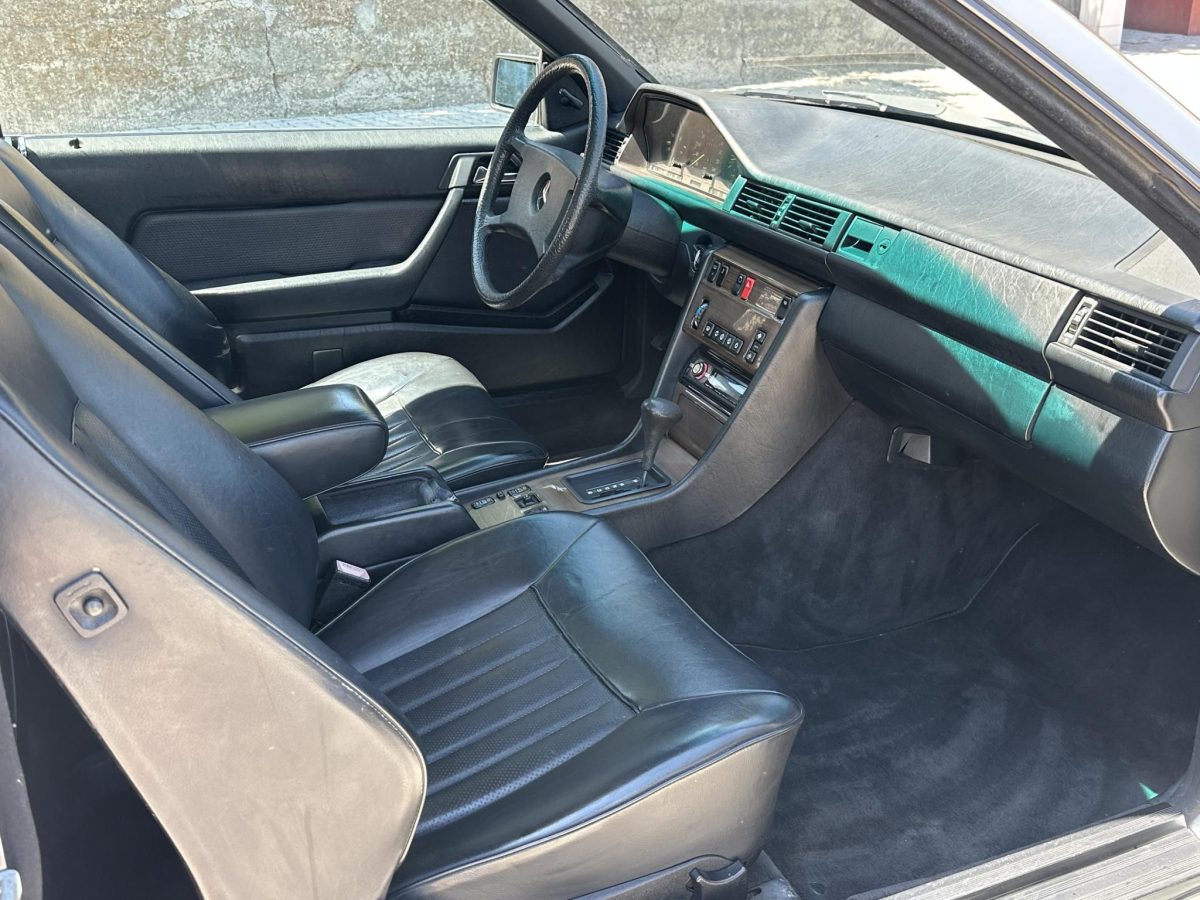 1989 Mercedes-Benz 300 oldtimer autó – Car-Garage Kft. Ráckeve – 5. fotó