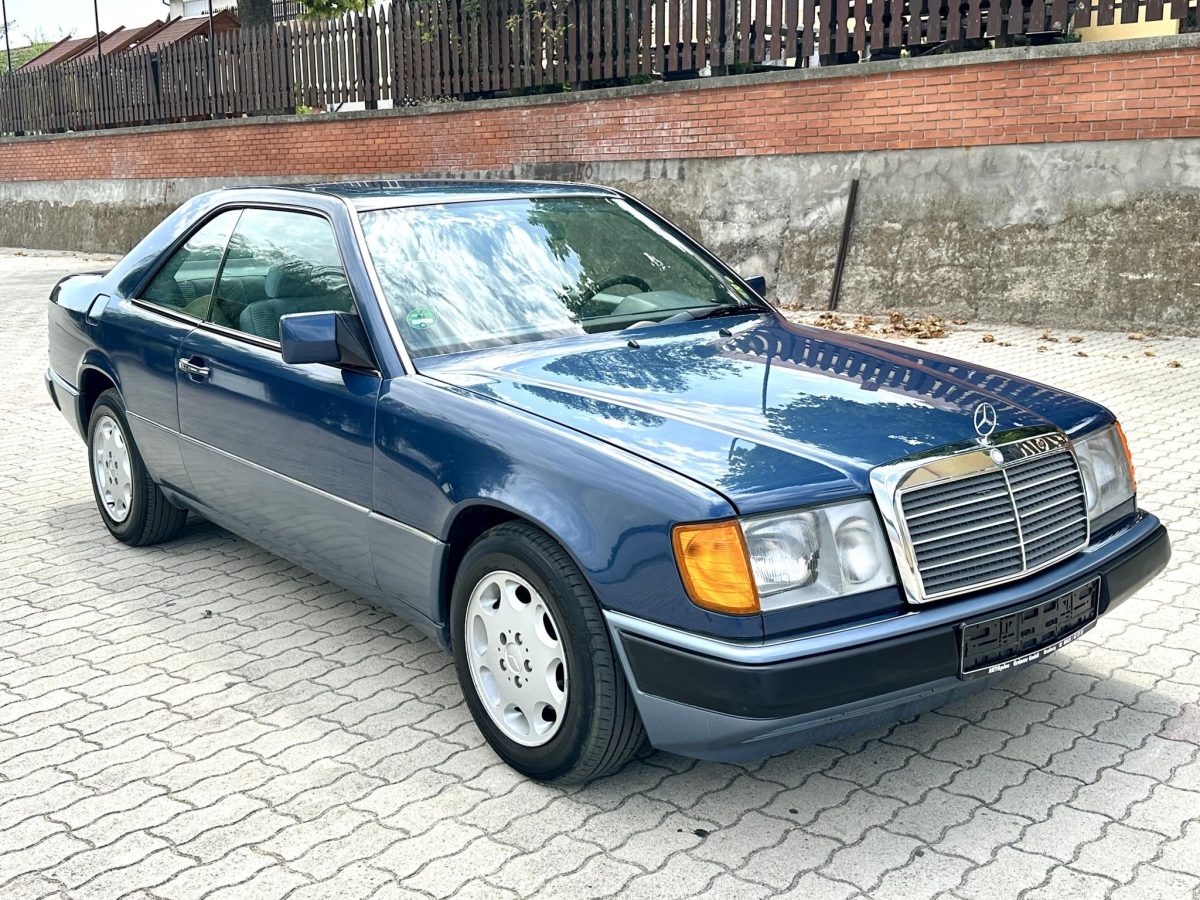 1991 Mercedes-Benz 300 oldtimer autó – Car-Garage Kft. Ráckeve – 4. fotó