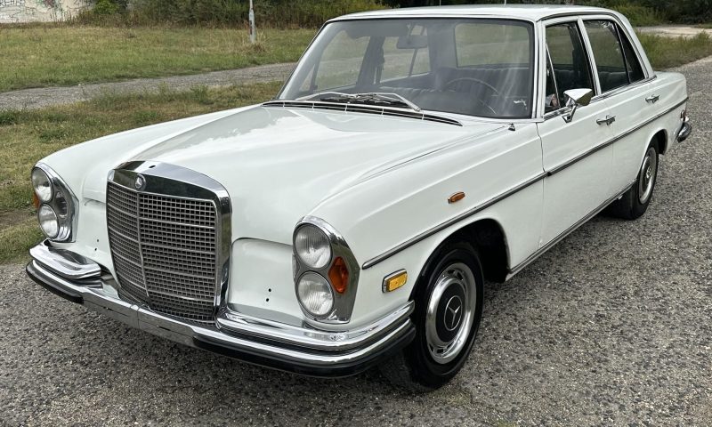 1972 Mercedes-Benz 280 oldtimer autó – Car-Garage Kft. Ráckeve