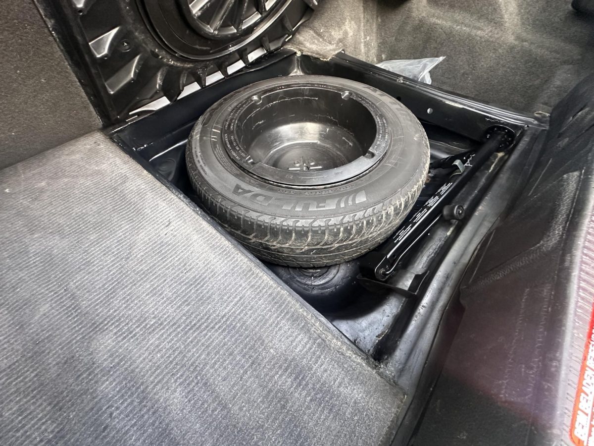 1991 Mercedes-Benz 300 oldtimer autó – Car-Garage Kft. Ráckeve – 7. fotó