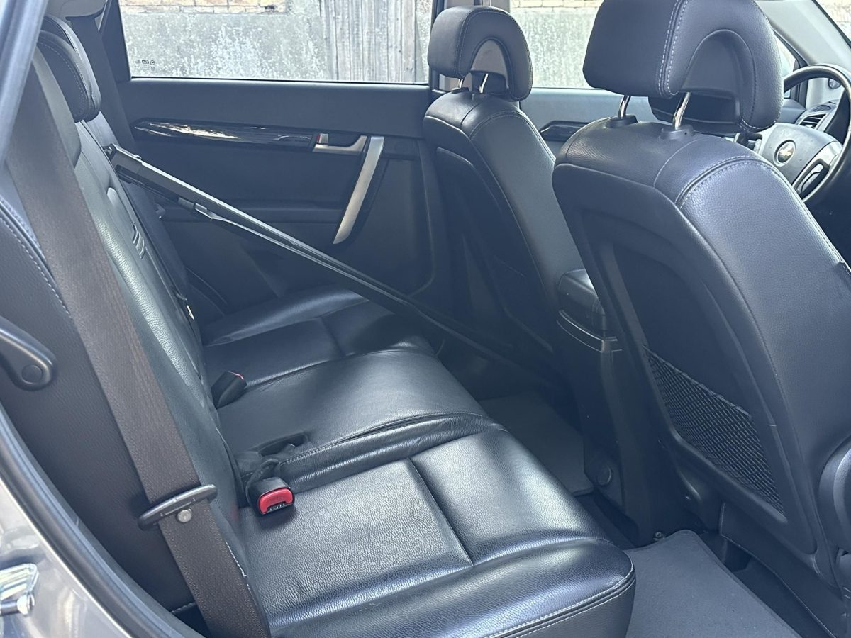 2011 Chevrolet Captiva használt autó – Car-Garage Kft. Ráckeve – 6. fotó